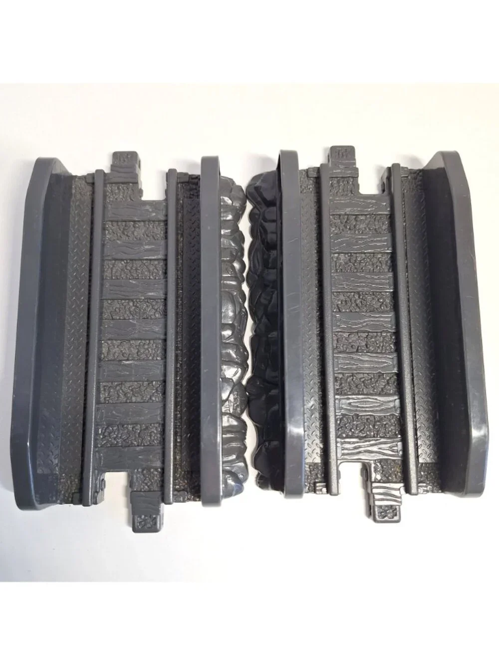 GeoTrax Railroad Trestle Gray Train Track Lot Mattel 2003